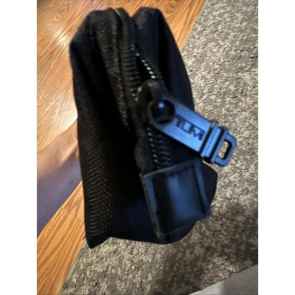 Tumi Black Accessory Pouch Cloth Airberlin Gently Used